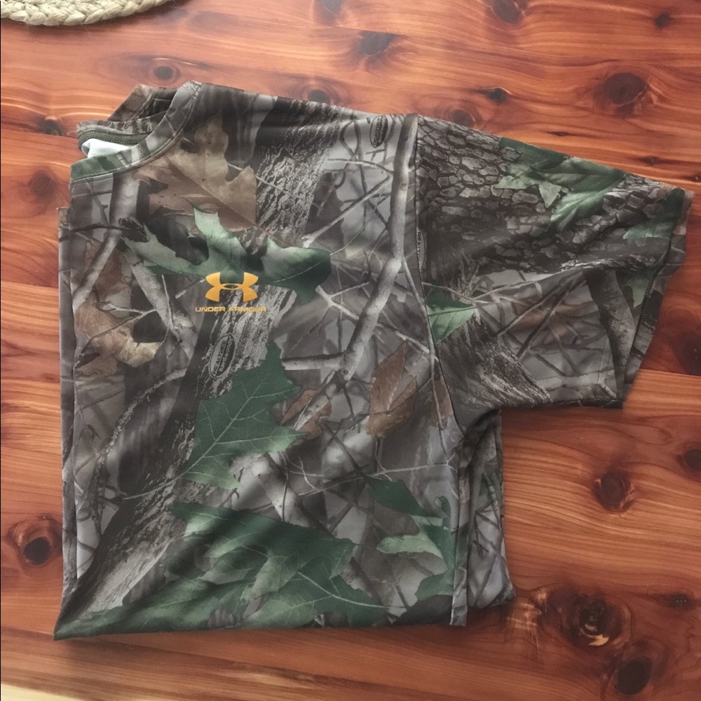Under Armour Men’s T shirt camouflage